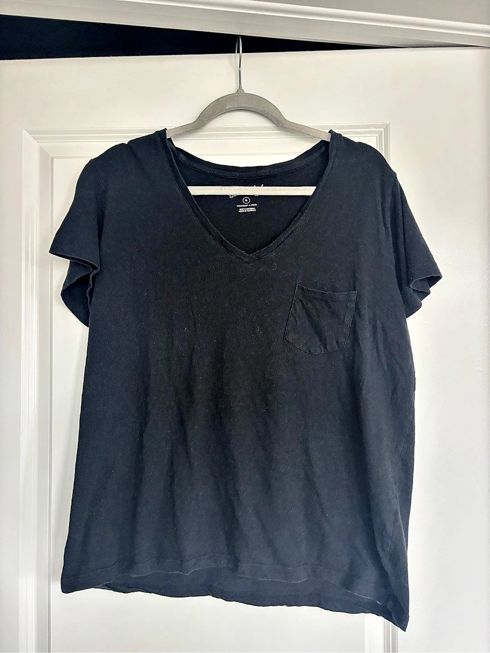 Universal Thread Monterey V-Neck Pocket T-Shirt Black XL
